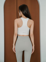 Load image into Gallery viewer, Movement Halter Top 圓領粗肩帶挖背坦克運動內衣 - THE B.
